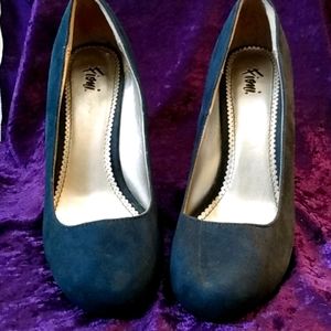 Navy blue heels